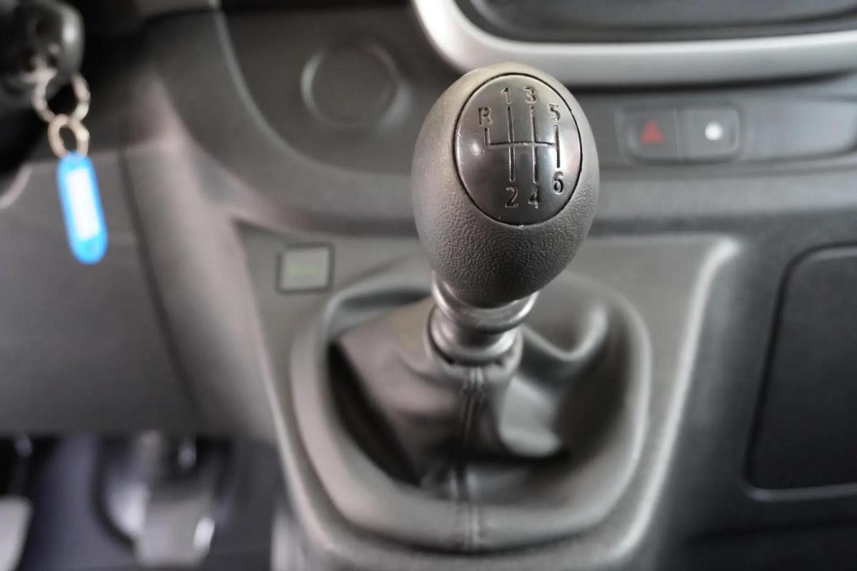 renault-trafic-2019-diesel-1598cc