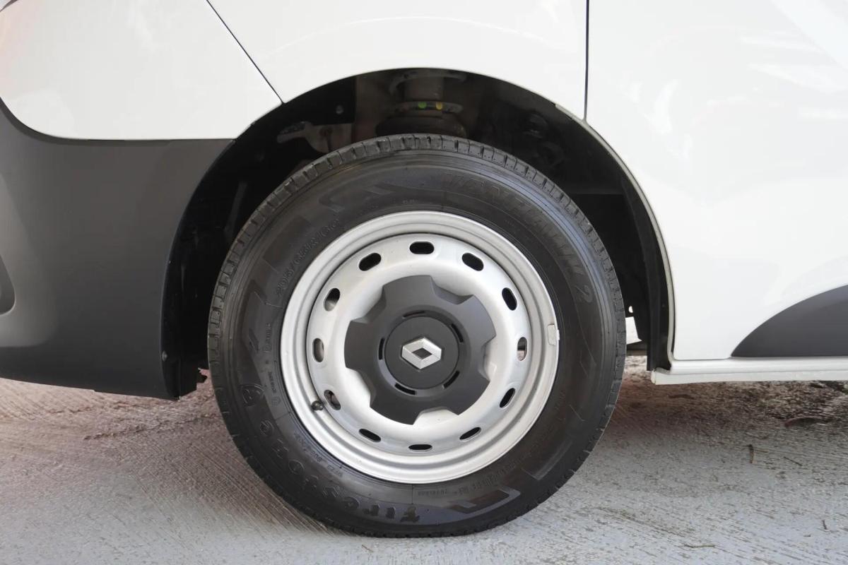 renault-trafic-2019-diesel-1598cc