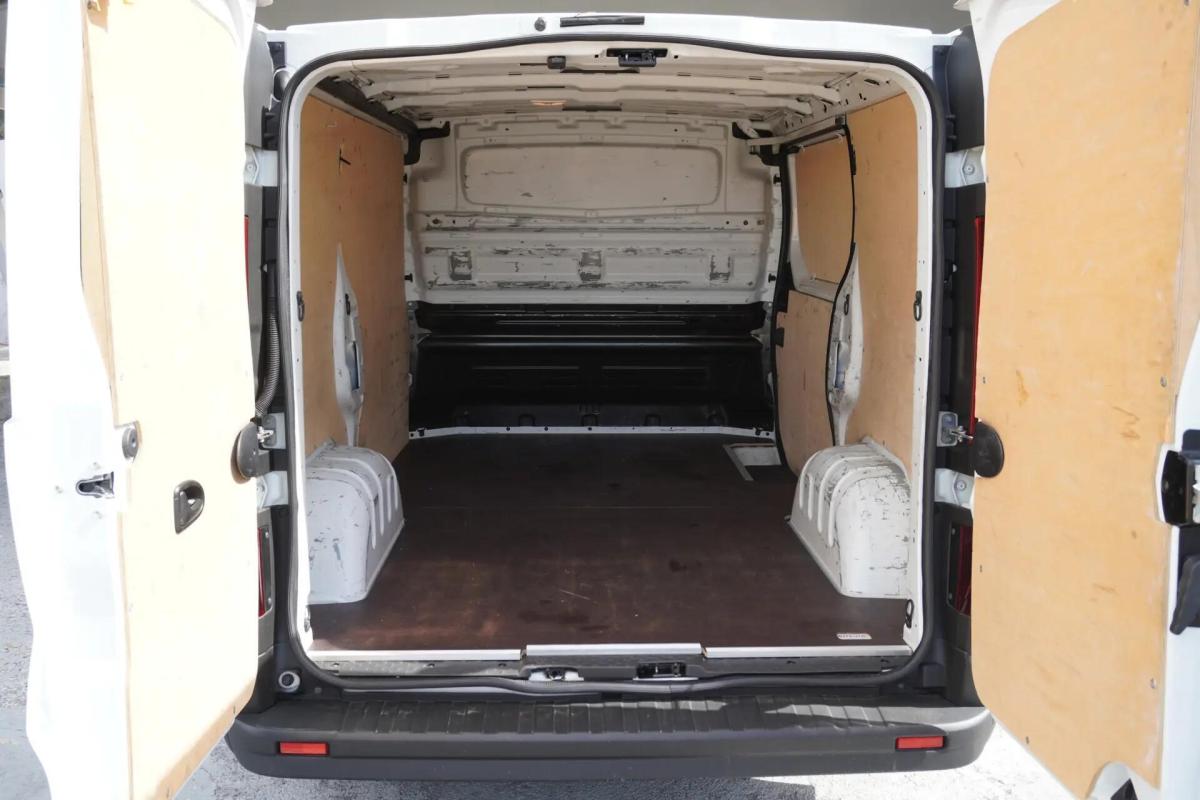renault-trafic-2019-diesel-1598cc