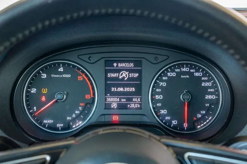 audi-a3-sportback-2016-diesel-1598cc