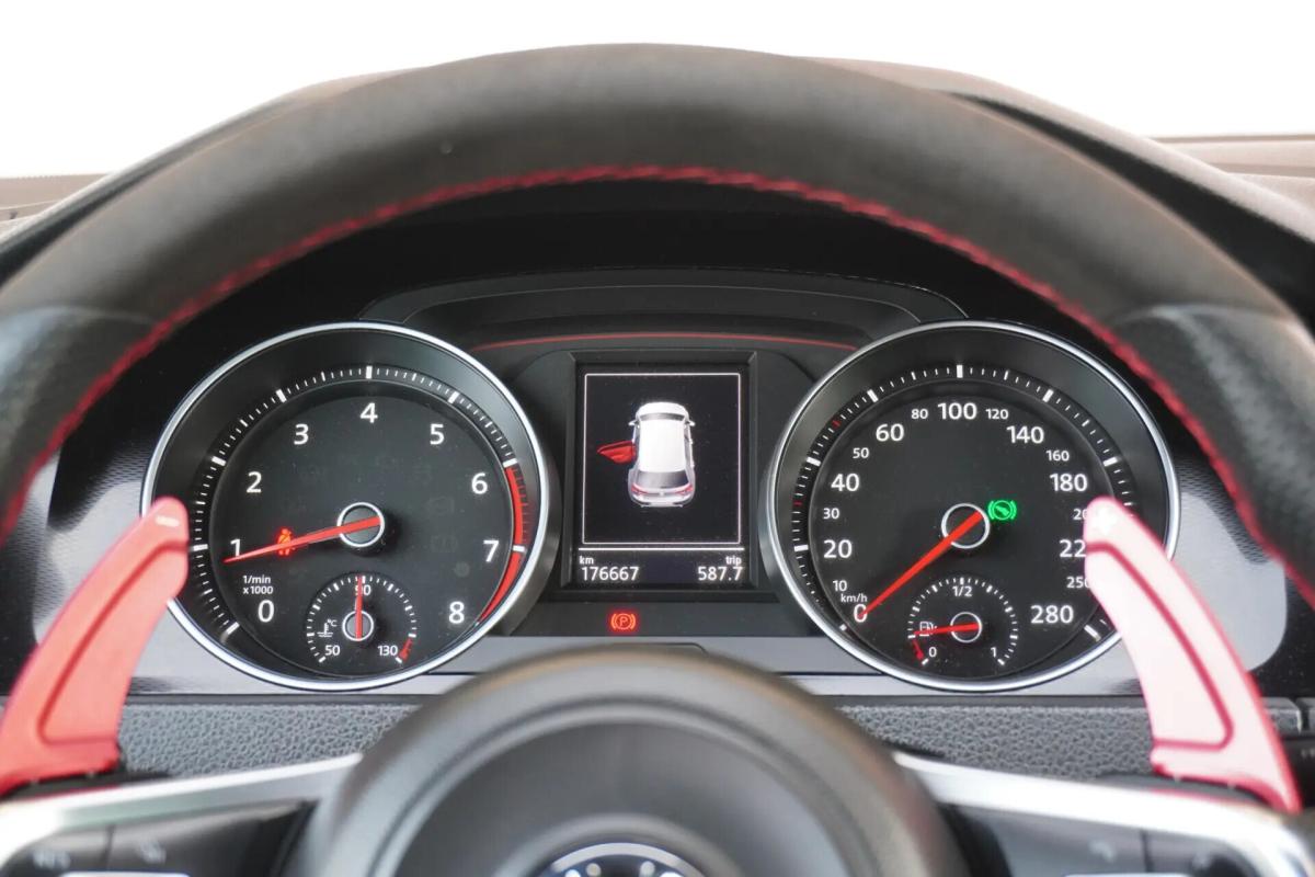 volkswagen-golf-2016-gasolina-1984cc