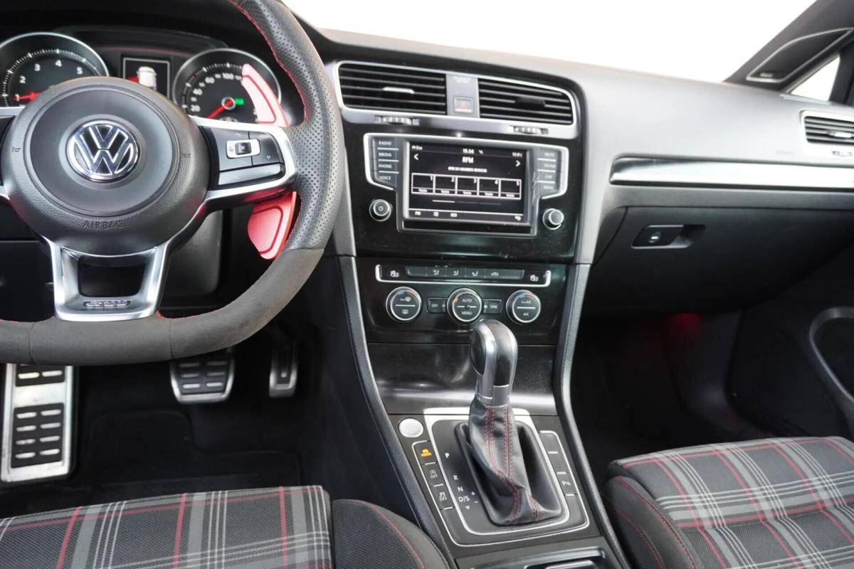volkswagen-golf-2016-gasolina-1984cc