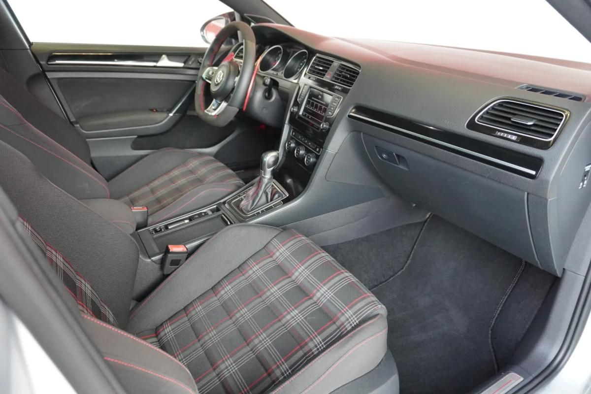 volkswagen-golf-2016-gasolina-1984cc
