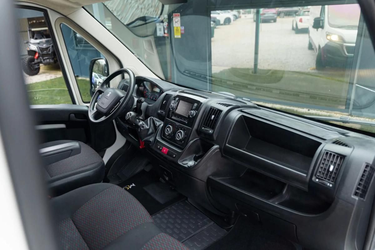 peugeot-boxer-2020-diesel-2179cc