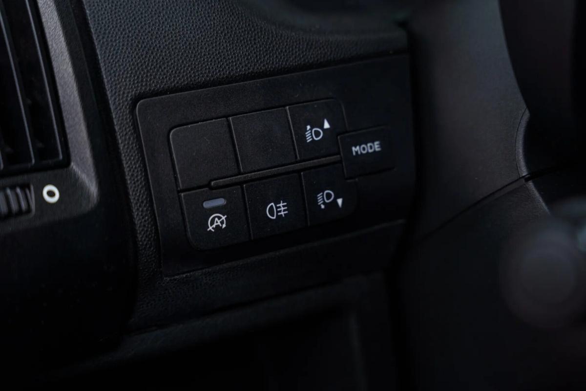 peugeot-boxer-2020-diesel-2179cc
