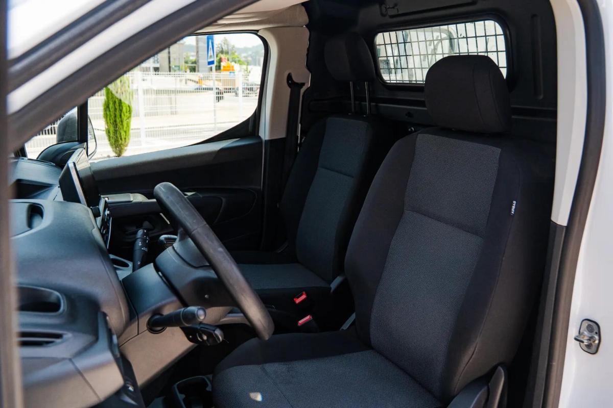 citroen-berlingo-2023-diesel-1499cc