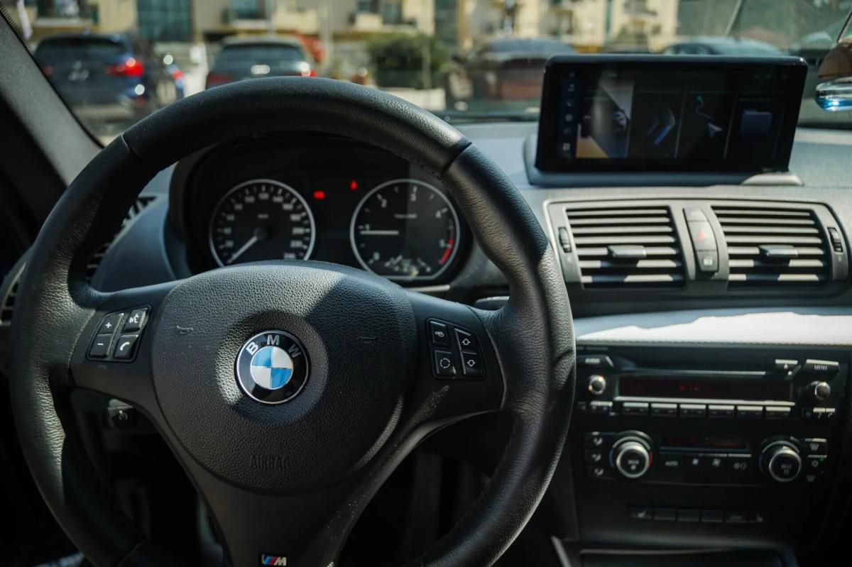 bmw-serie-1-120d-2009-diesel-1995cc