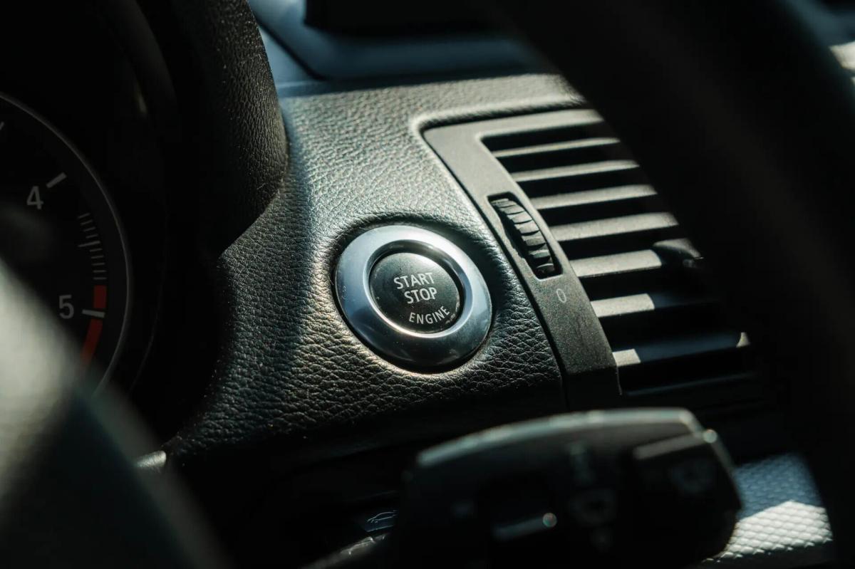 bmw-serie-1-120d-2009-diesel-1995cc