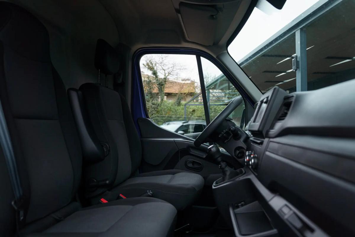 renault-master-2022-diesel-2299cc