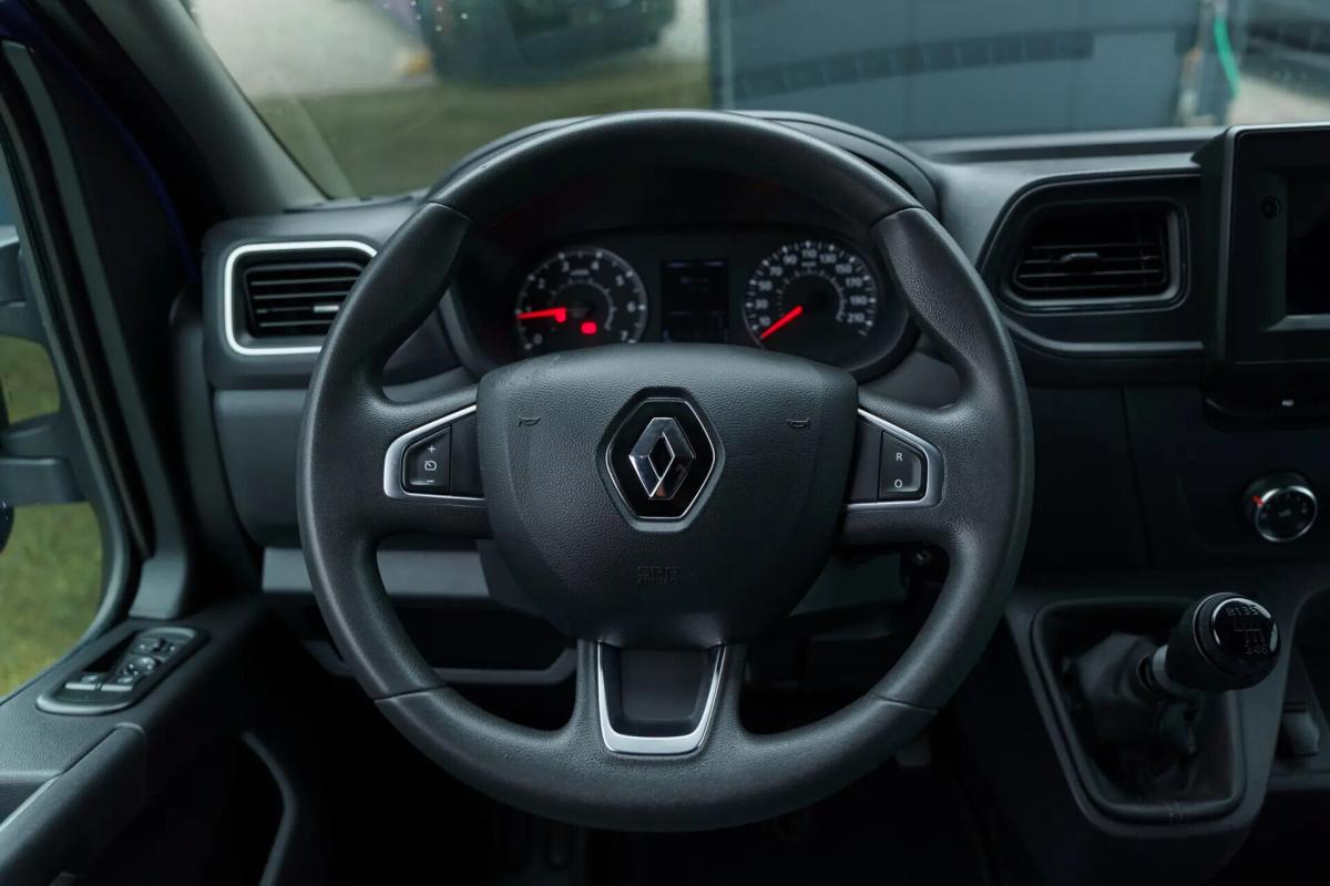 renault-master-2022-diesel-2299cc