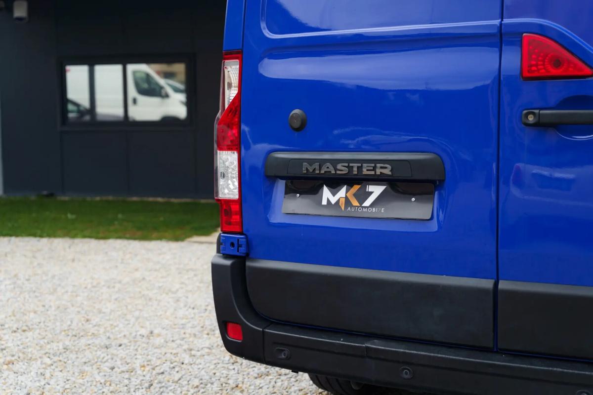 renault-master-2022-diesel-2299cc