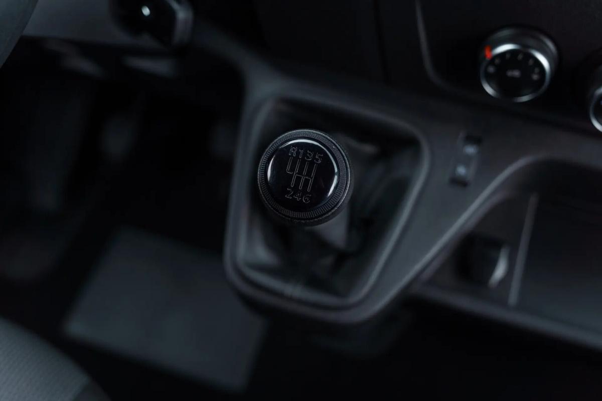 renault-master-2022-diesel-2299cc