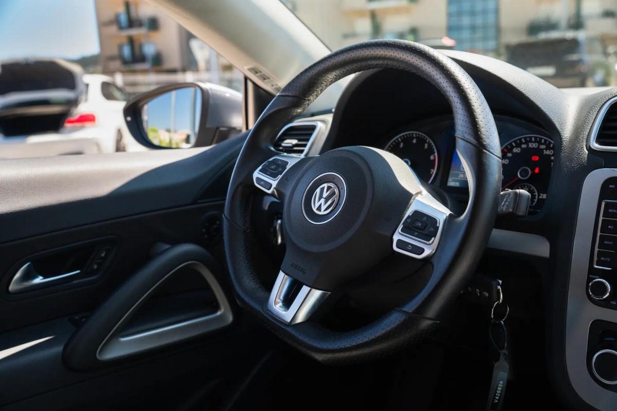 volkswagen-scirocco-2010-gasolina-1390cc