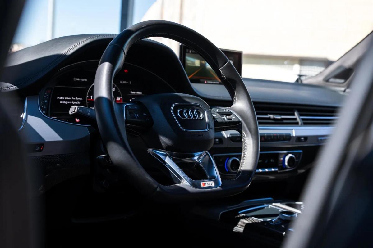 audi-q7-2018-diesel-3956cc