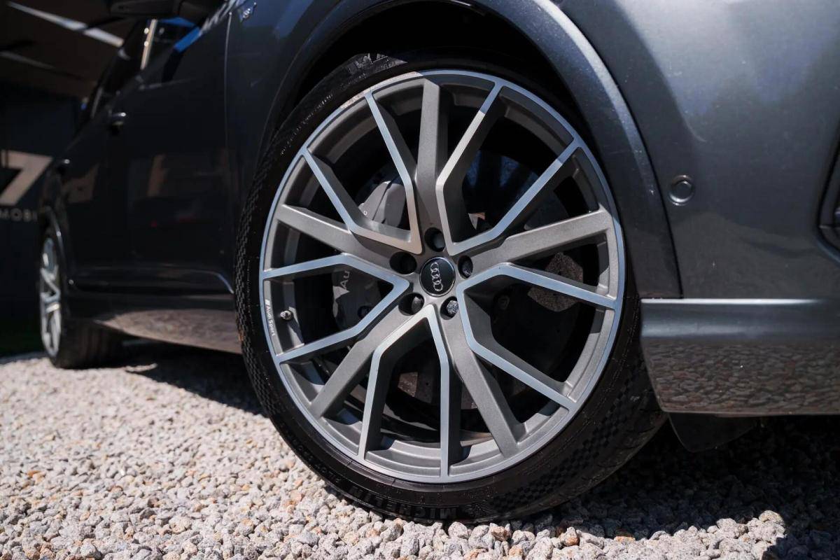 audi-q7-2018-diesel-3956cc