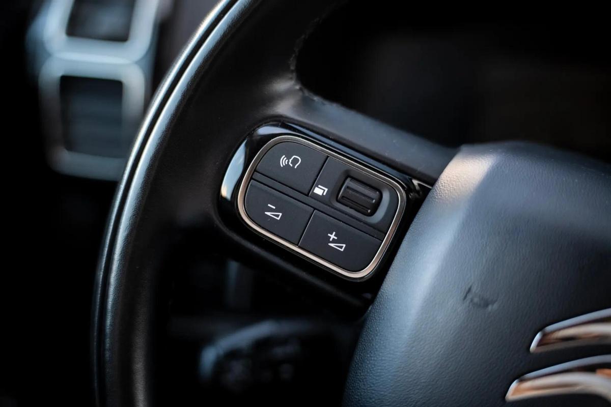 citroen-c5-aircross-2022-hibrido-a-gasolina-1598cc
