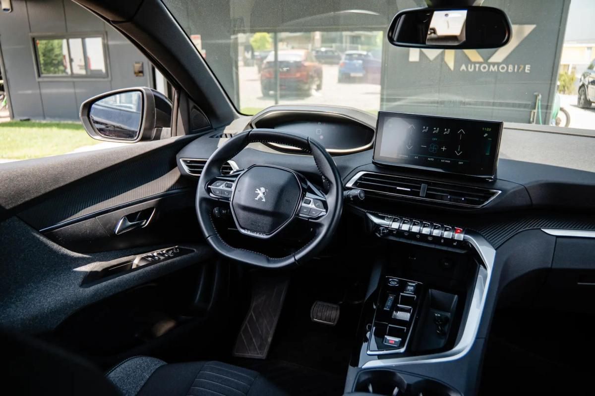 peugeot-3008-2023-hibrido-a-gasolina-1598cc