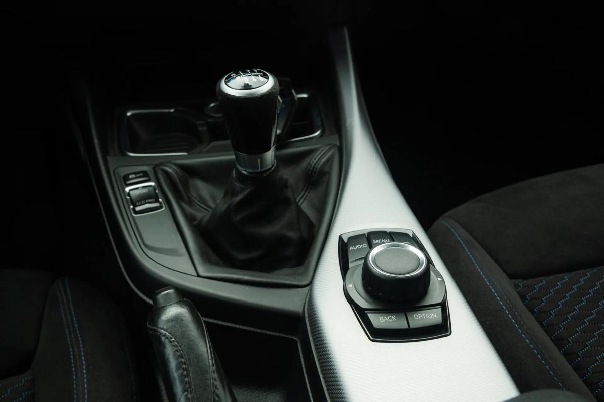 bmw-serie-1-120d-2013-diesel-1995cc