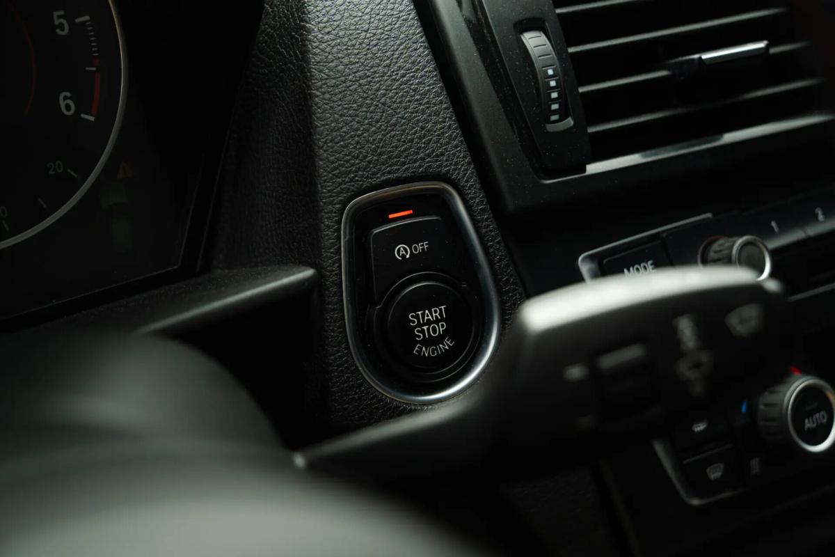 bmw-serie-1-120d-2013-diesel-1995cc