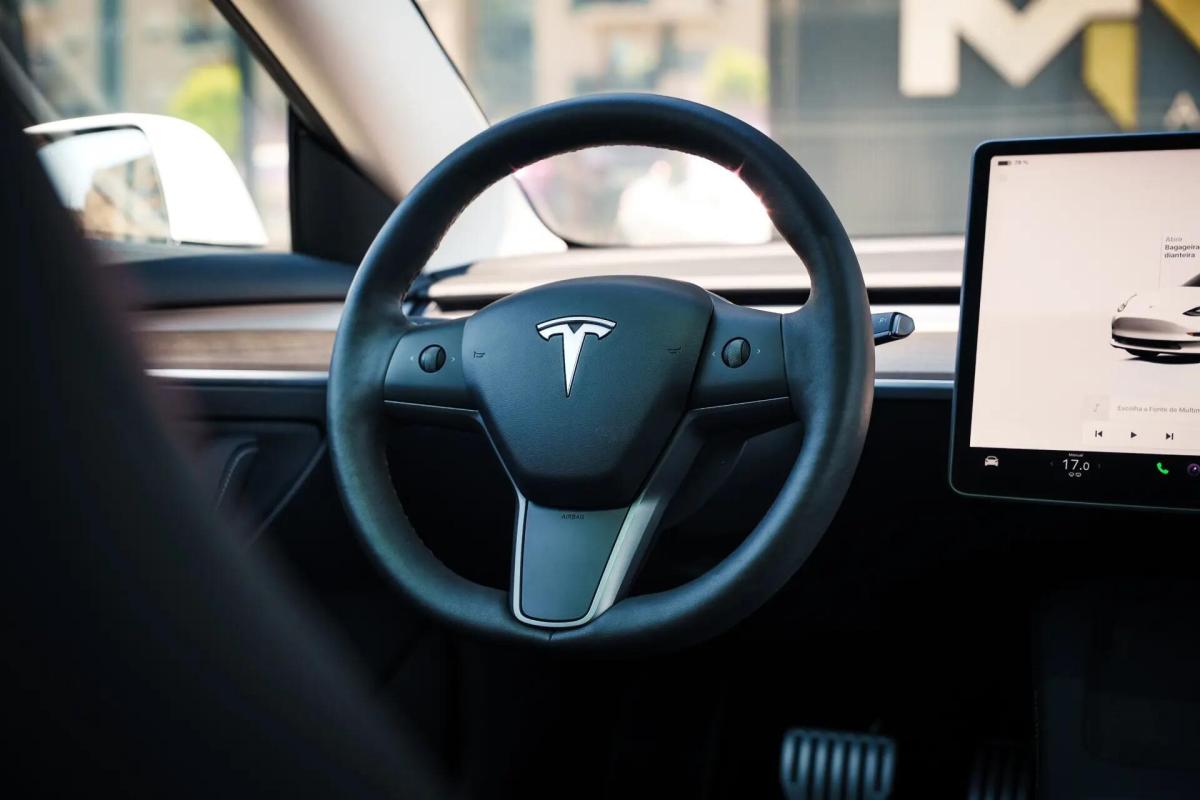 tesla-model-3-2022-eletrico-0cc