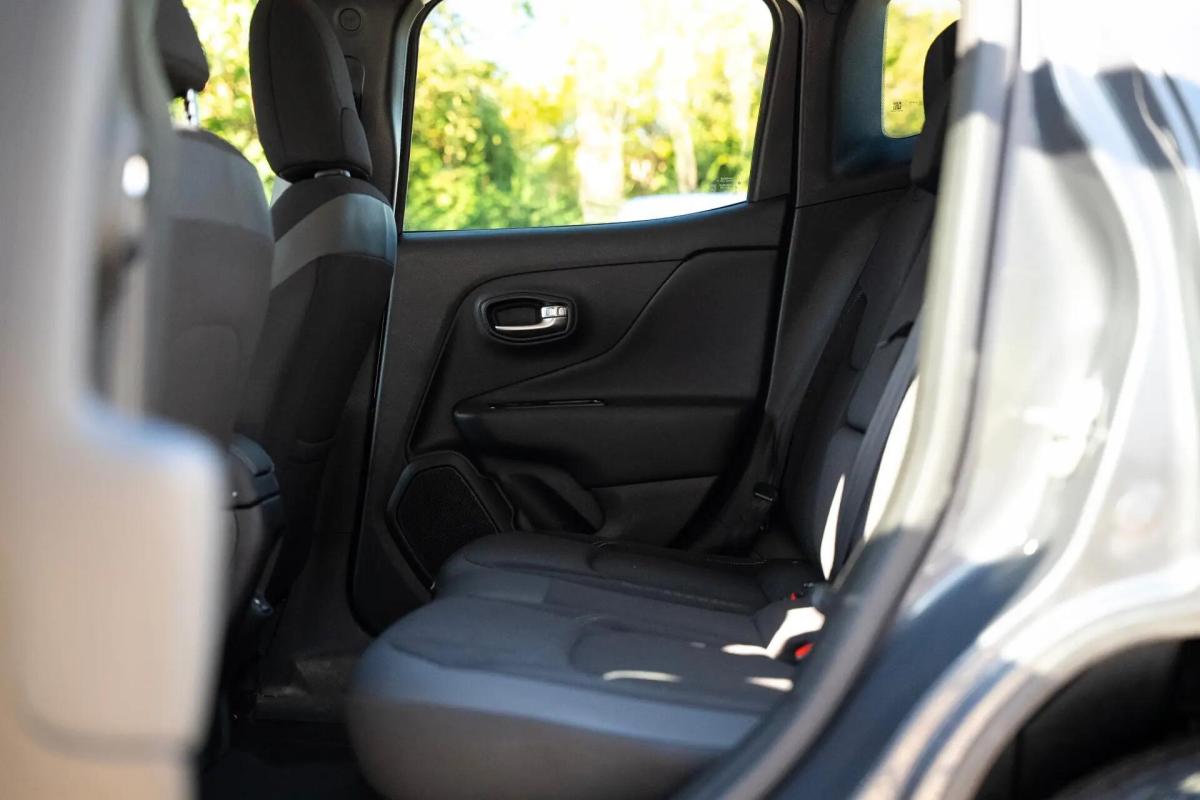 jeep-renegade-2022-hibrido-a-gasolina-1332cc