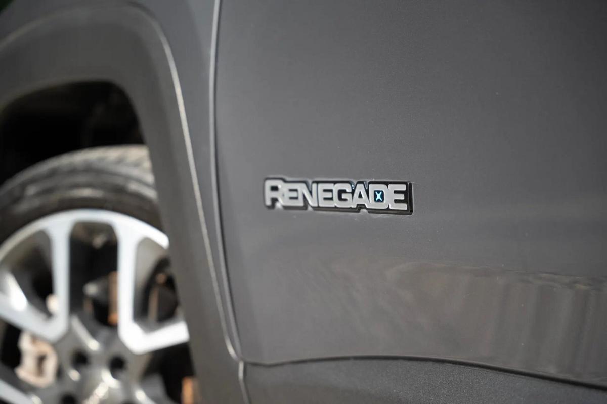 jeep-renegade-2022-hibrido-a-gasolina-1332cc