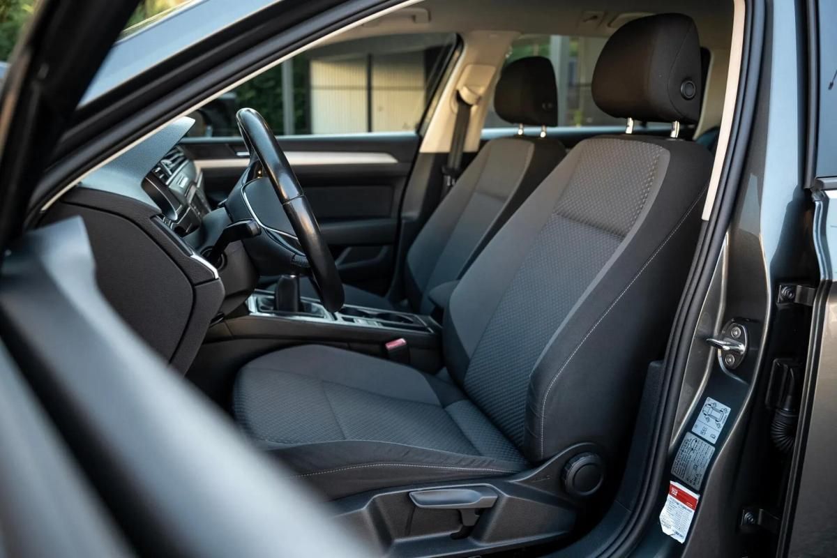 volkswagen-passat-variant-2015-diesel-1598cc