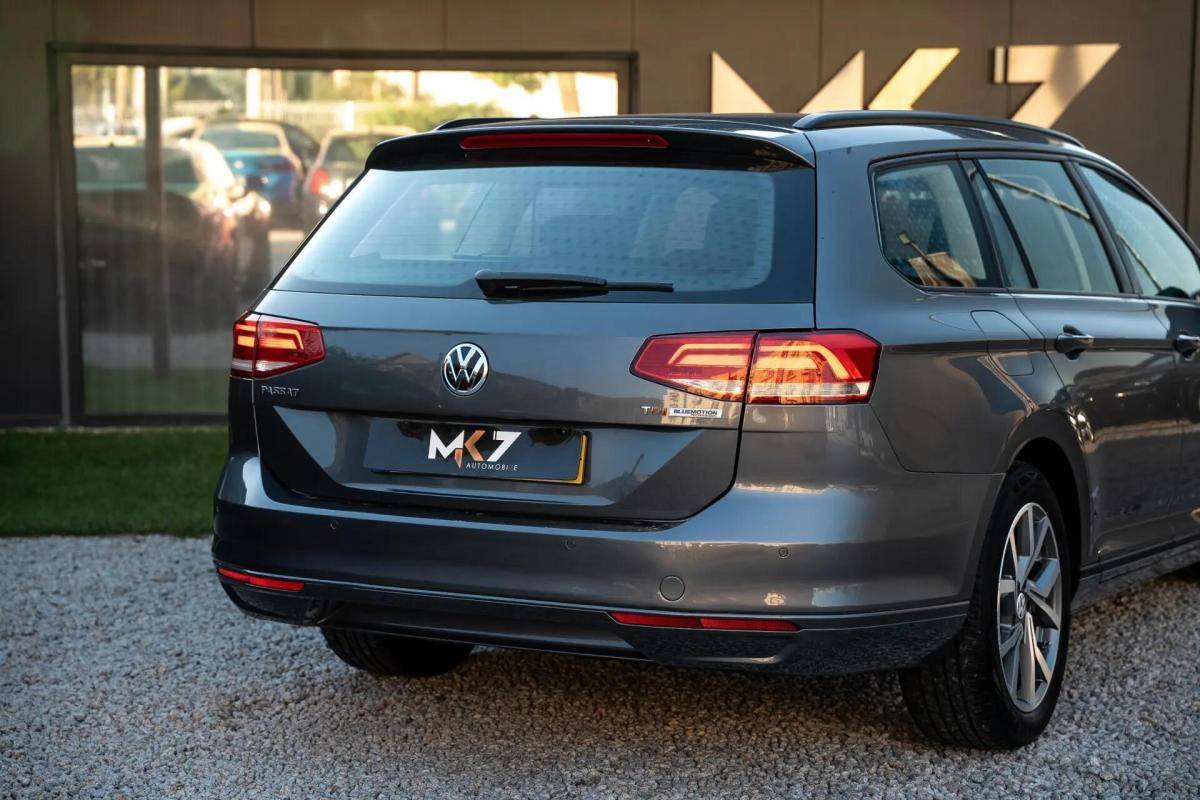 volkswagen-passat-variant-2015-diesel-1598cc
