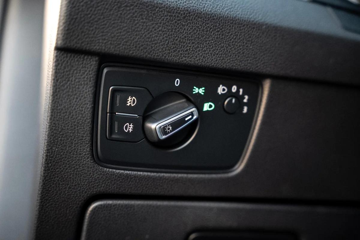 volkswagen-passat-variant-2015-diesel-1598cc