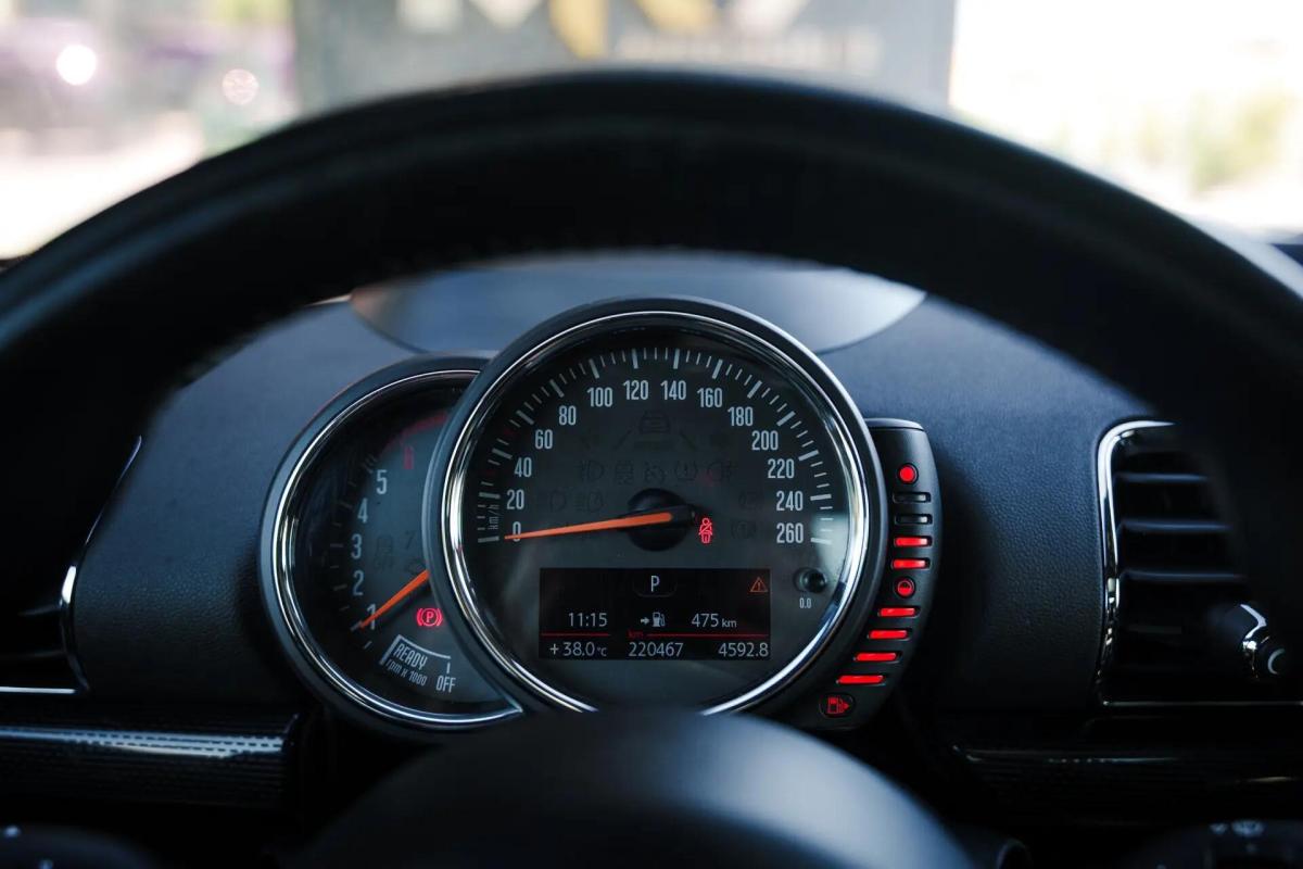 mini-clubman-2017-diesel-1995cc