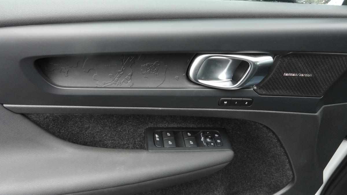 volvo-xc40-1-geracao-2023-eletrico