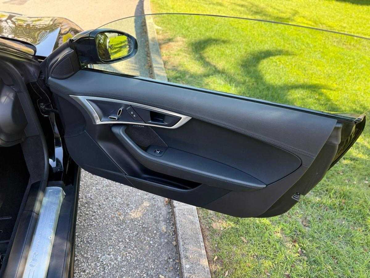 jaguar-f-type-2022-gasolina-1997cc