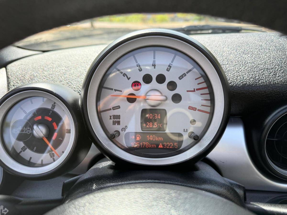 mini-cabrio-2010-gasolina-1598cc