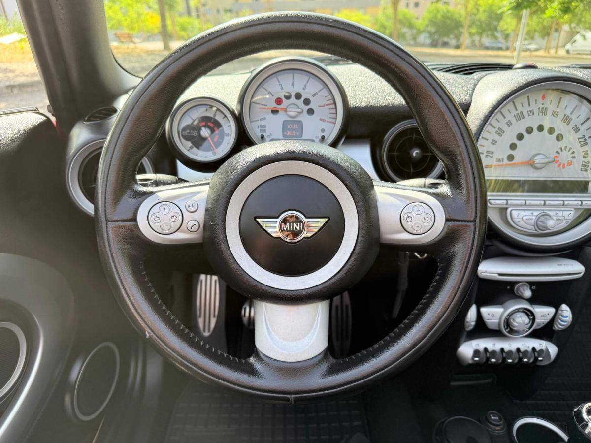 mini-cabrio-2010-gasolina-1598cc