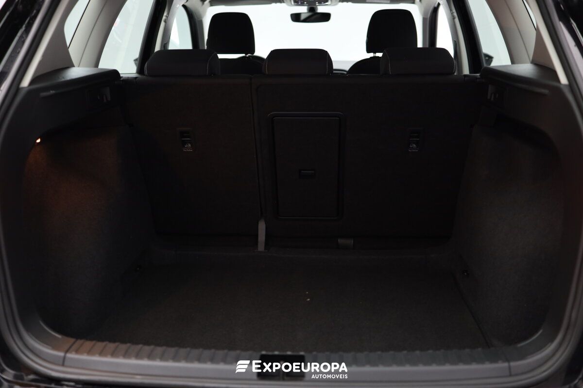 seat-ateca-2023-gasolina-999cc
