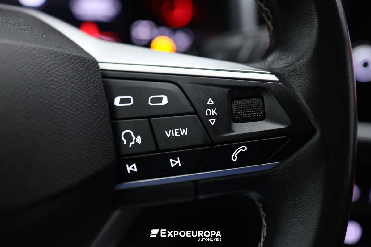 seat-ateca-2023-gasolina-999cc