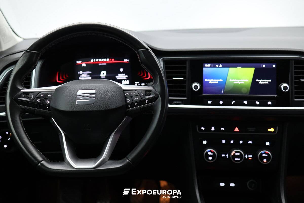 seat-ateca-2023-gasolina-999cc
