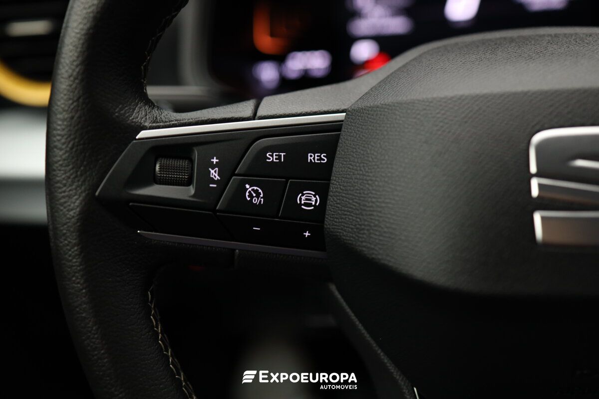 seat-arona-2024-gasolina-999cc