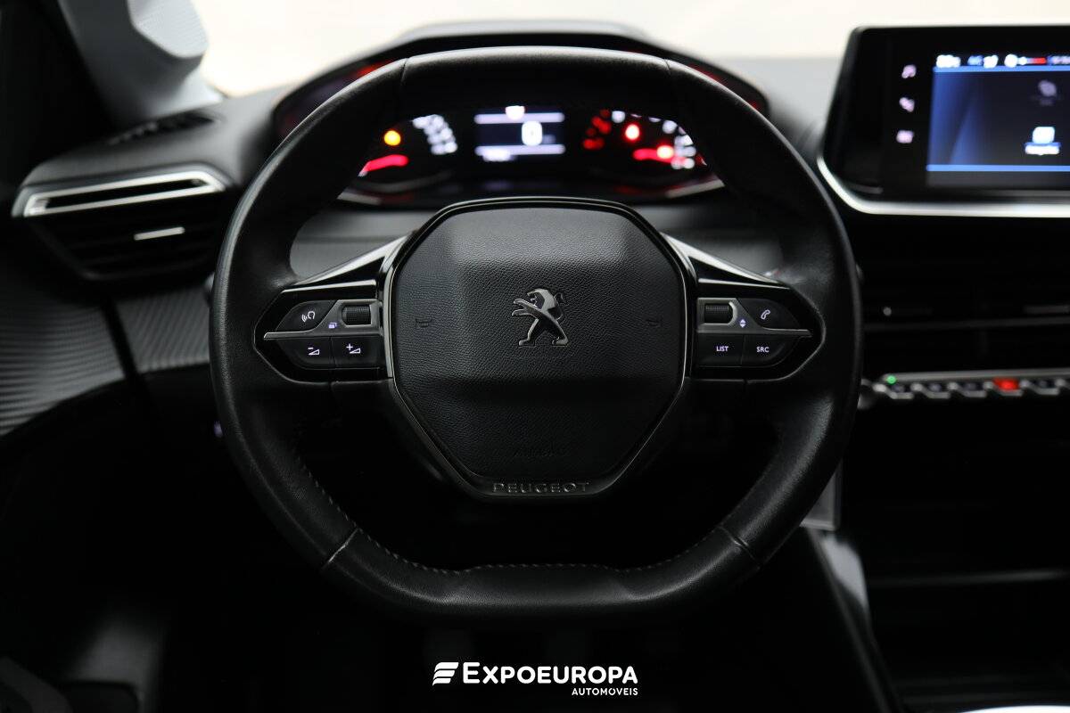peugeot-208-2023-gasolina-1199cc