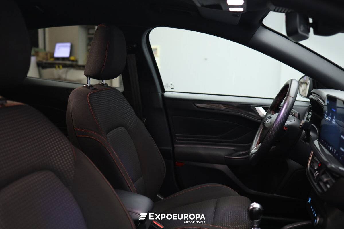 ford-focus-2023-gasolina-998cc