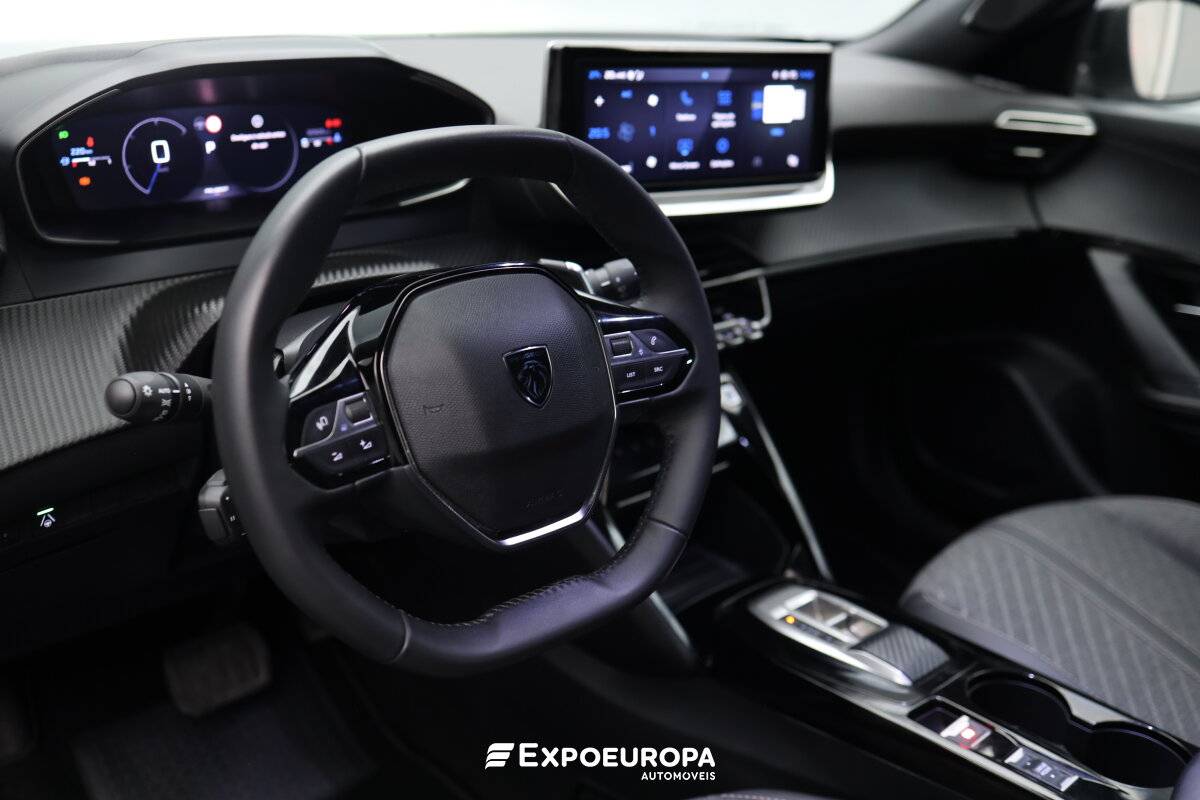 peugeot-2008-2024-gasolina-1199cc