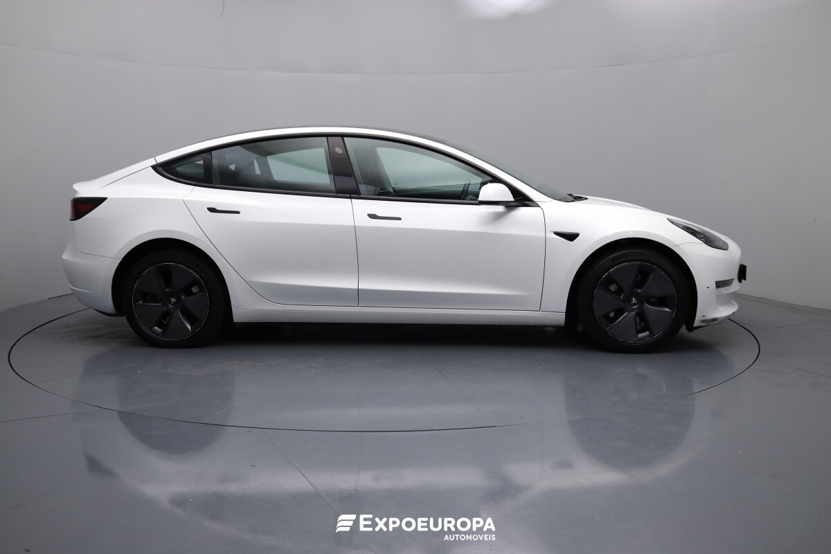tesla-model-3-2023-eletrico-1cc
