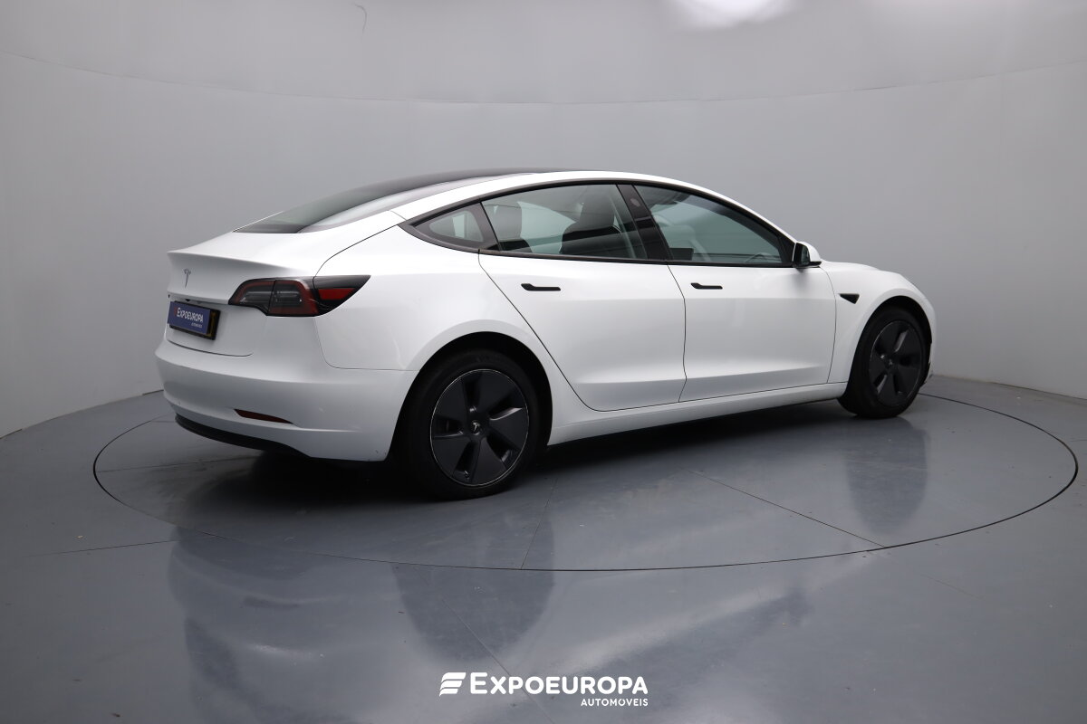 tesla-model-3-2023-eletrico-1cc
