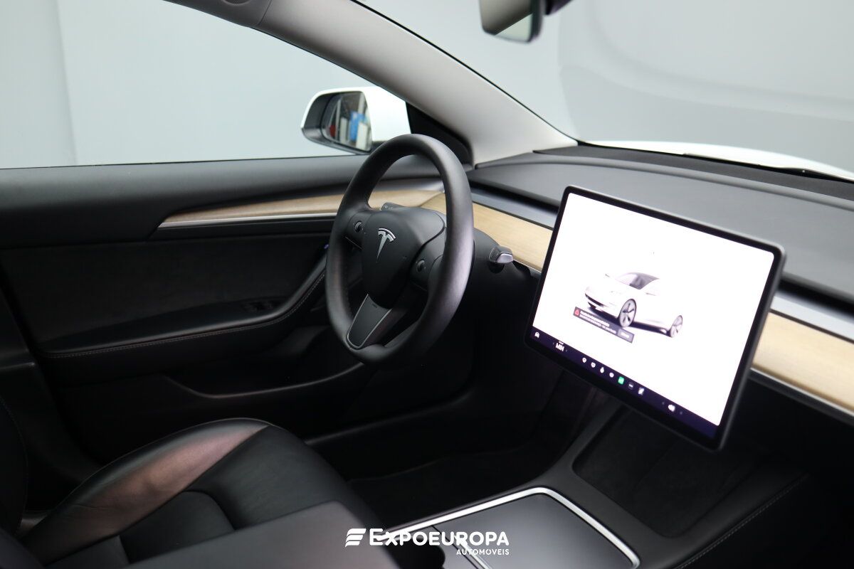 tesla-model-3-2023-eletrico-1cc