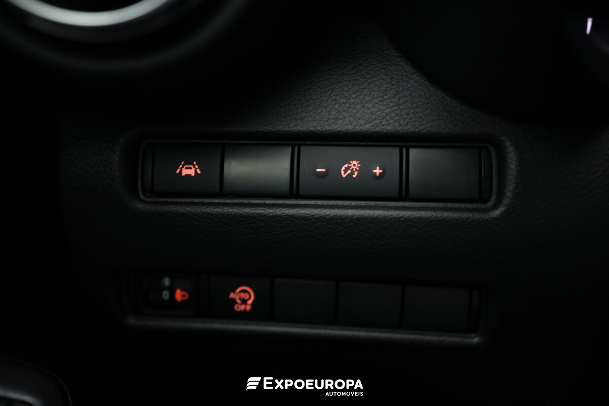 nissan-juke-2023-gasolina-999cc