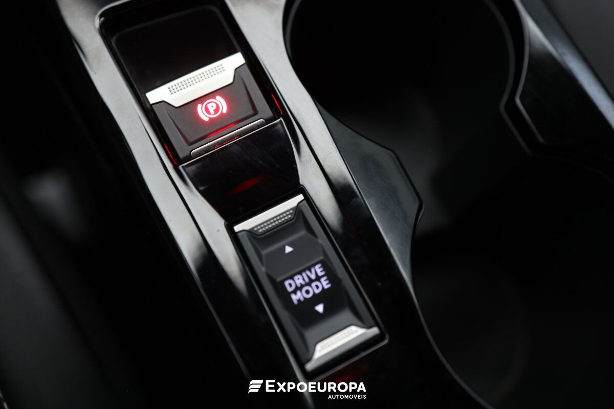 peugeot-2008-2025-hibrido-a-gasolina-1199cc