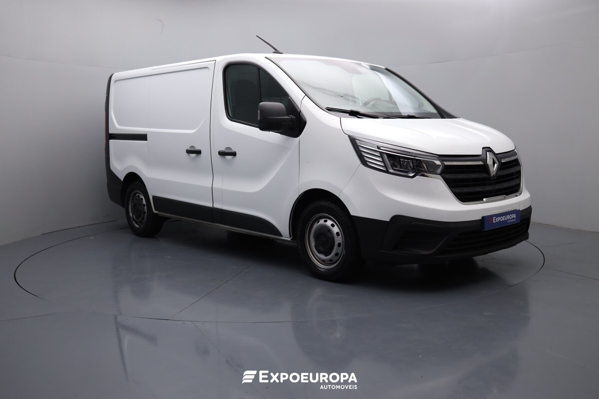 renault-trafic-2023-diesel-1997cc