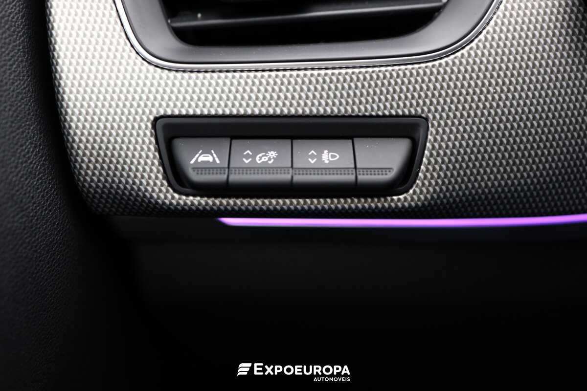 renault-arkana-2023-hibrido-a-gasolina-1332cc