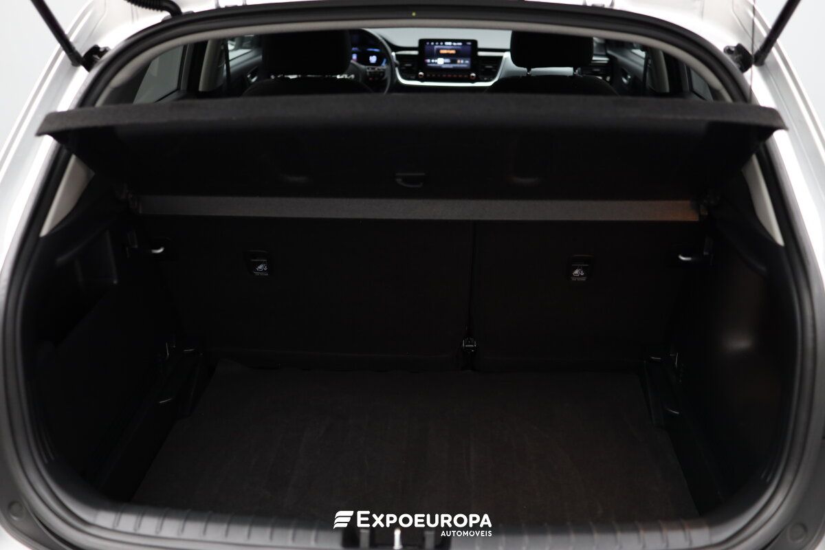 kia-stonic-2025-gasolina-998cc