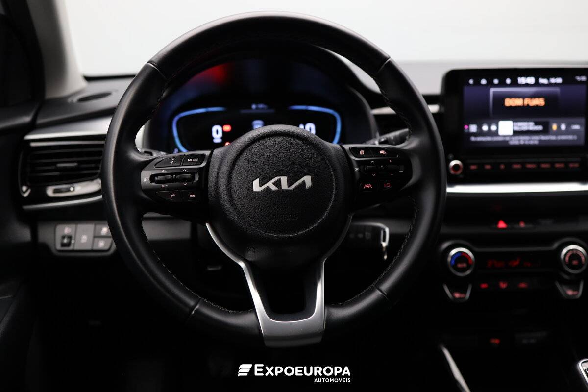 kia-stonic-2025-gasolina-998cc
